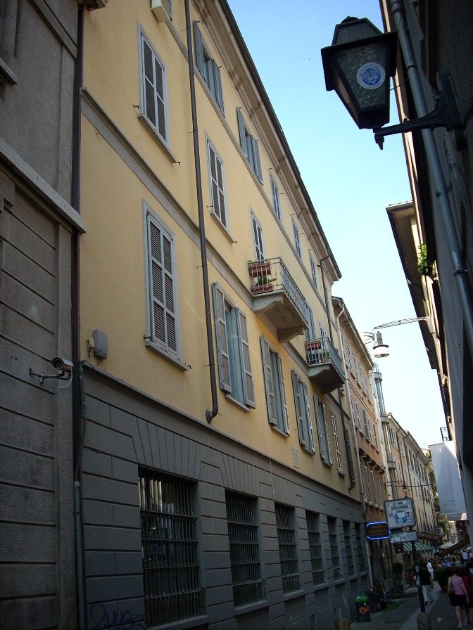 Giovanni Rajberti birthplace, via Fiori Chiari, Milan - 03.JPG